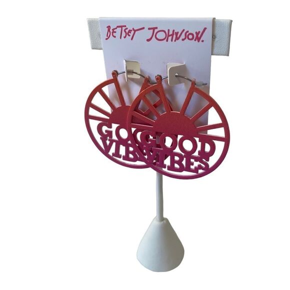 Betsey Johnson Good Vibes Metal Earrings. - Picture 3 of 6